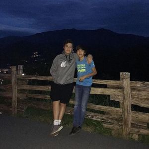 Meet your Posher, Zachie t